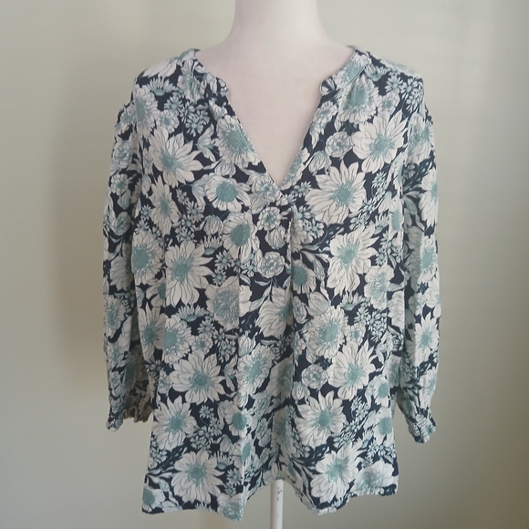 2/$15 Time and Tru Floral Smock Peasant Top - Picture 1 of 6